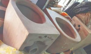 Ceramic toilet under production process 2